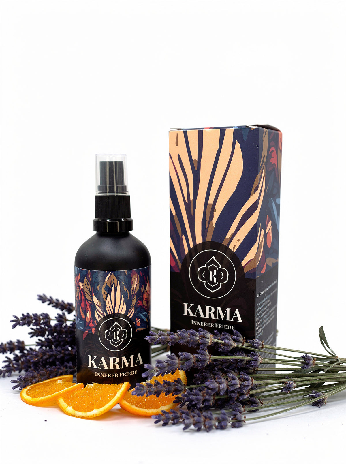 Karma-Spray Innerer Friede mit Lavendel und Orangenscheiben als Zutatenbild